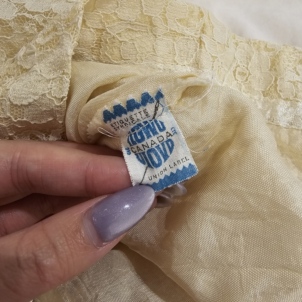 🤍 Vintage Lace Dress — Union Made in Canada - Picture 8 of 11